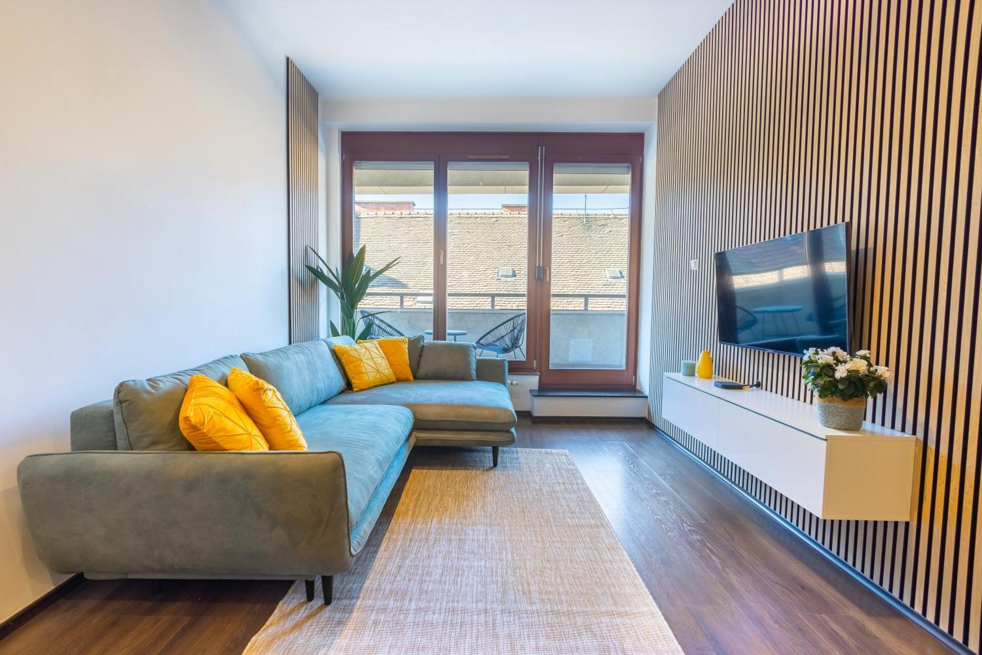 Апартаменты Free Parkin Sensational Location 3room *